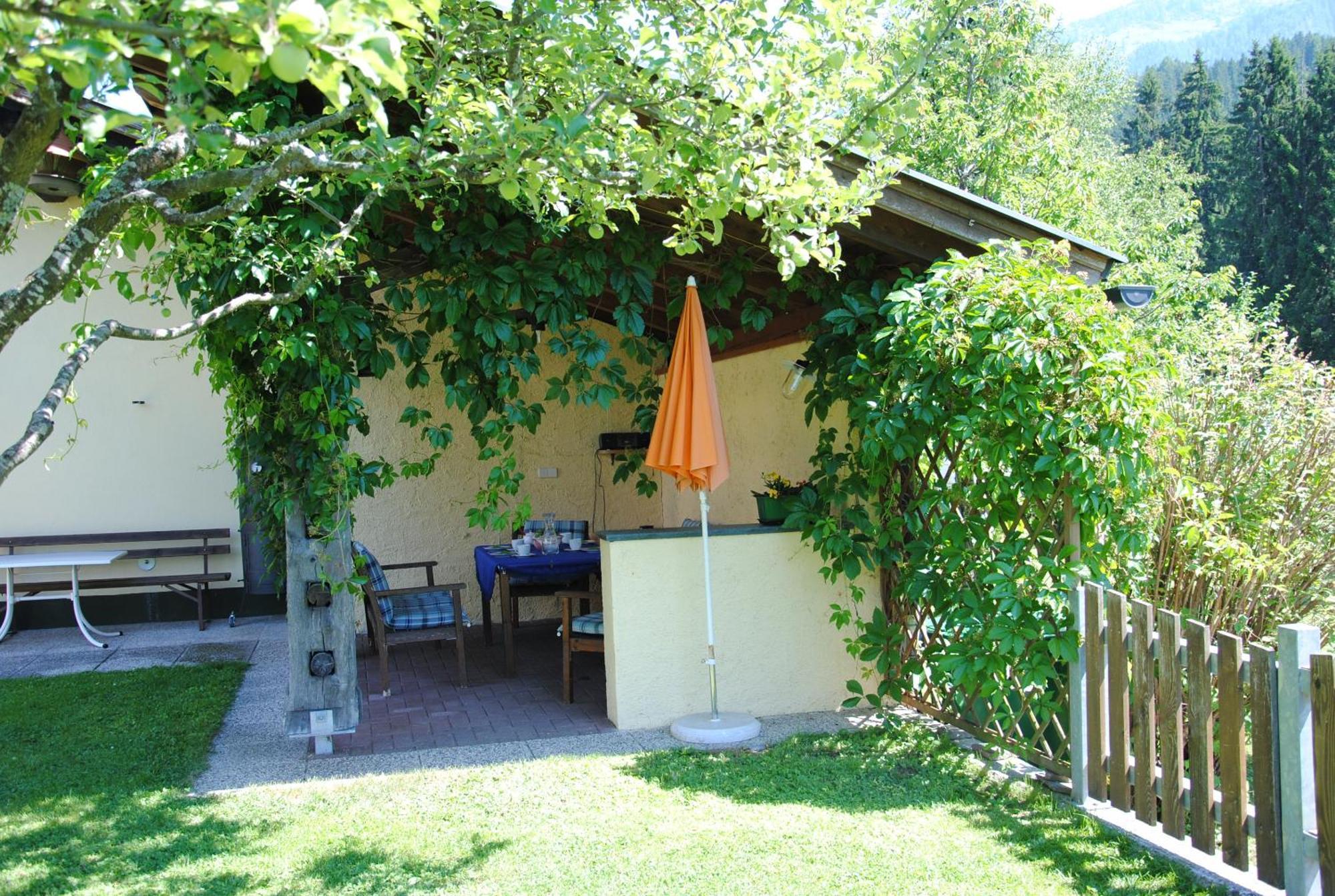 Ferienwohnungen Berger Kotschach-Mauthen Exterior photo