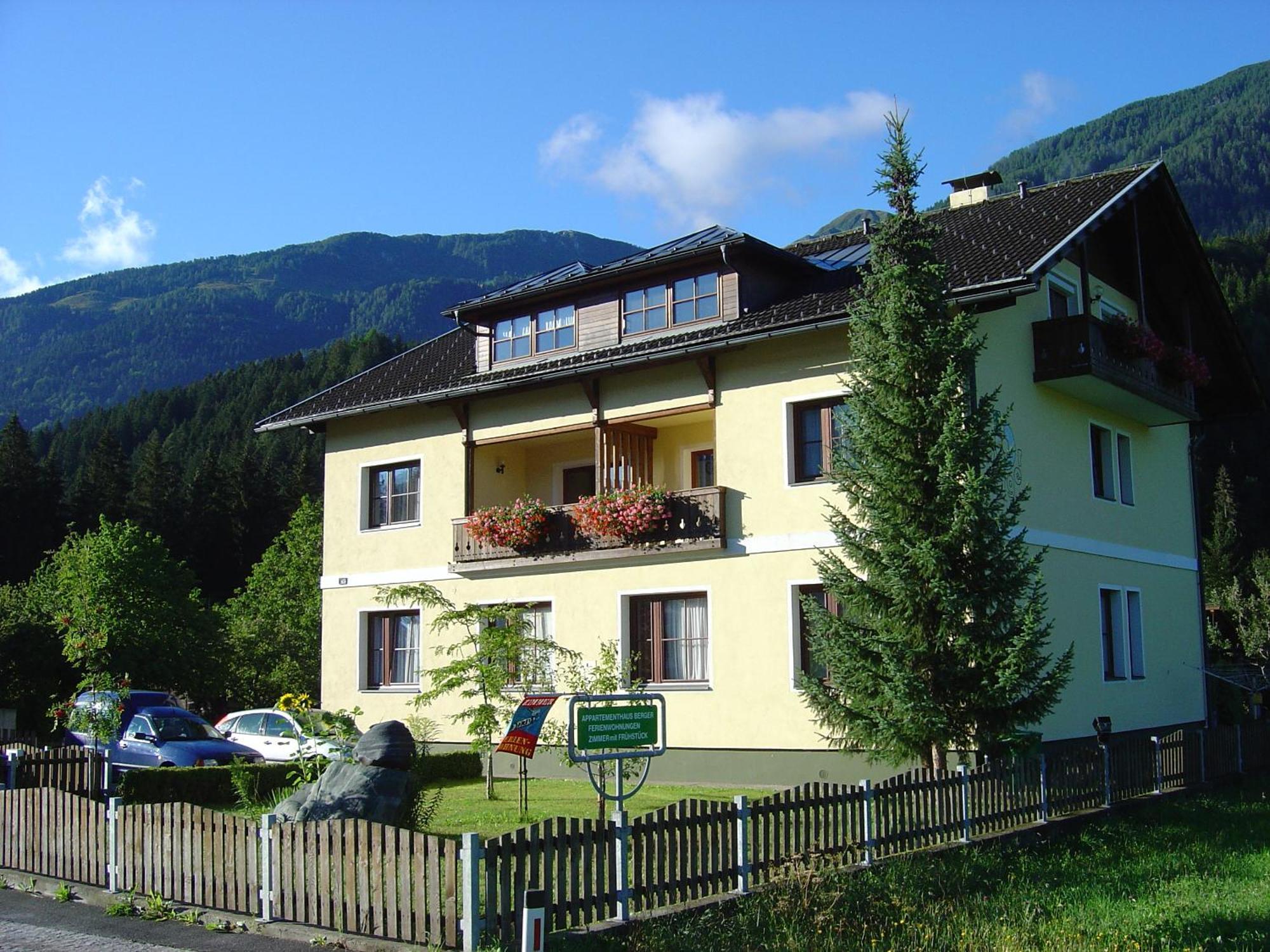 Ferienwohnungen Berger Kotschach-Mauthen Exterior photo